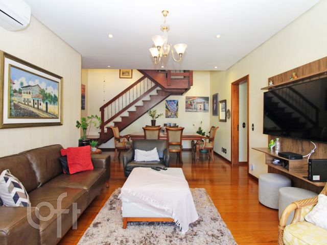 Apartamento com 289m², 3 dormitórios, 1 suíte, 3 vagas, Rio Branco em Porto Alegre