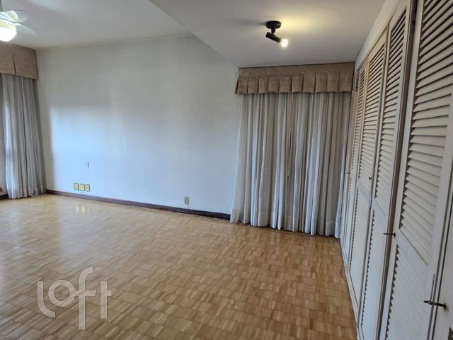 Apartamento com 257m², 3 dormitórios, 1 suíte, 2 vagas, Petrópolis em Porto Alegre