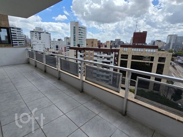 Apartamento com 257m², 3 dormitórios, 1 suíte, 2 vagas, Petrópolis em Porto Alegre