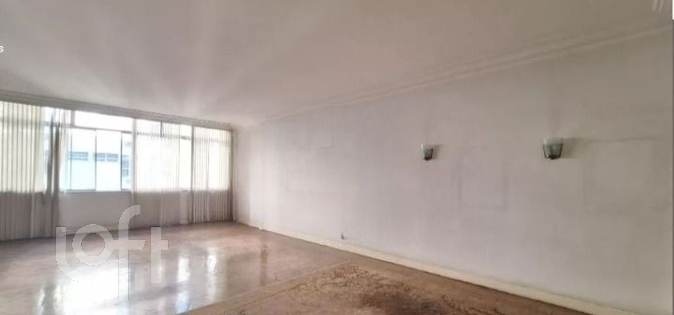 Apartamento à venda com 3 quartos, 190m² - Foto 2