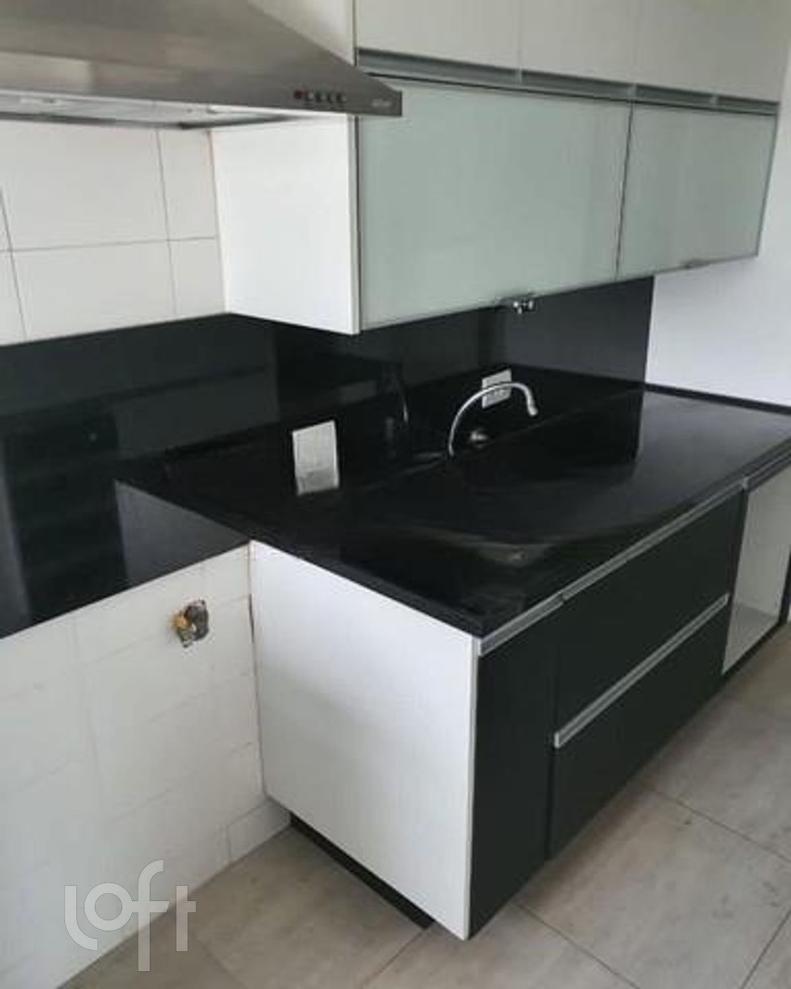 Apartamento à venda com 4 quartos, 318m² - Foto 4