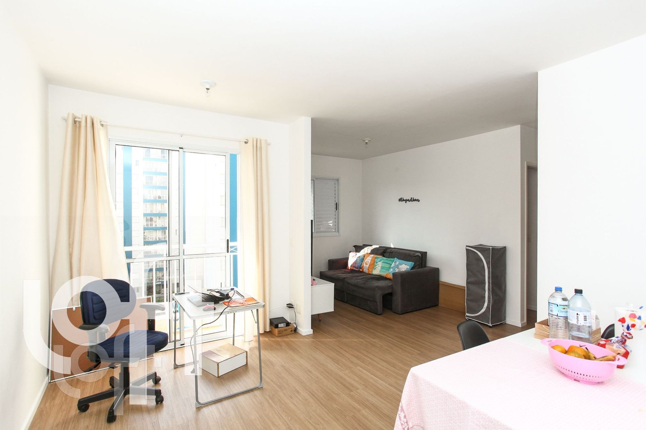 Apartamento à venda com 2 quartos, 63m² - Foto 1