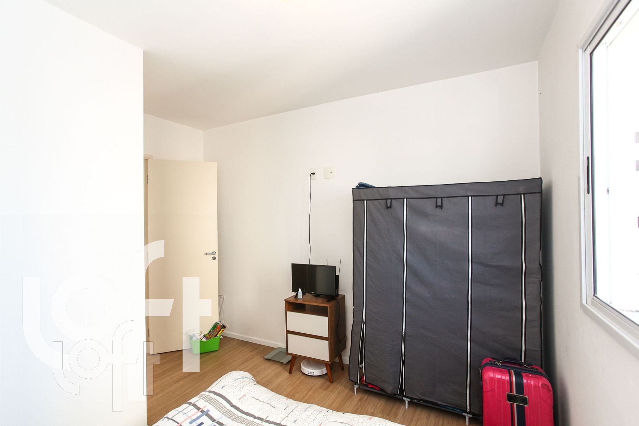 Apartamento à venda com 2 quartos, 63m² - Foto 4