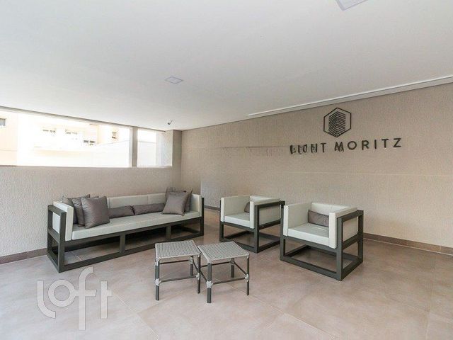Apartamento com 70m², 2 dormitórios, 2 vagas, Petrópolis em Porto Alegre