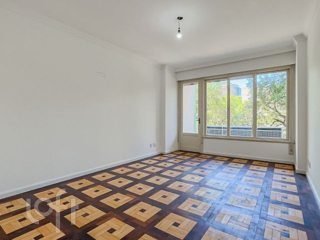 Apartamento com 159m², 3 dormitórios, Independência em Porto Alegre