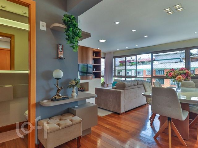 Apartamento com 99m², 3 dormitórios, 1 suíte, 2 vagas, Menino Deus em Porto Alegre