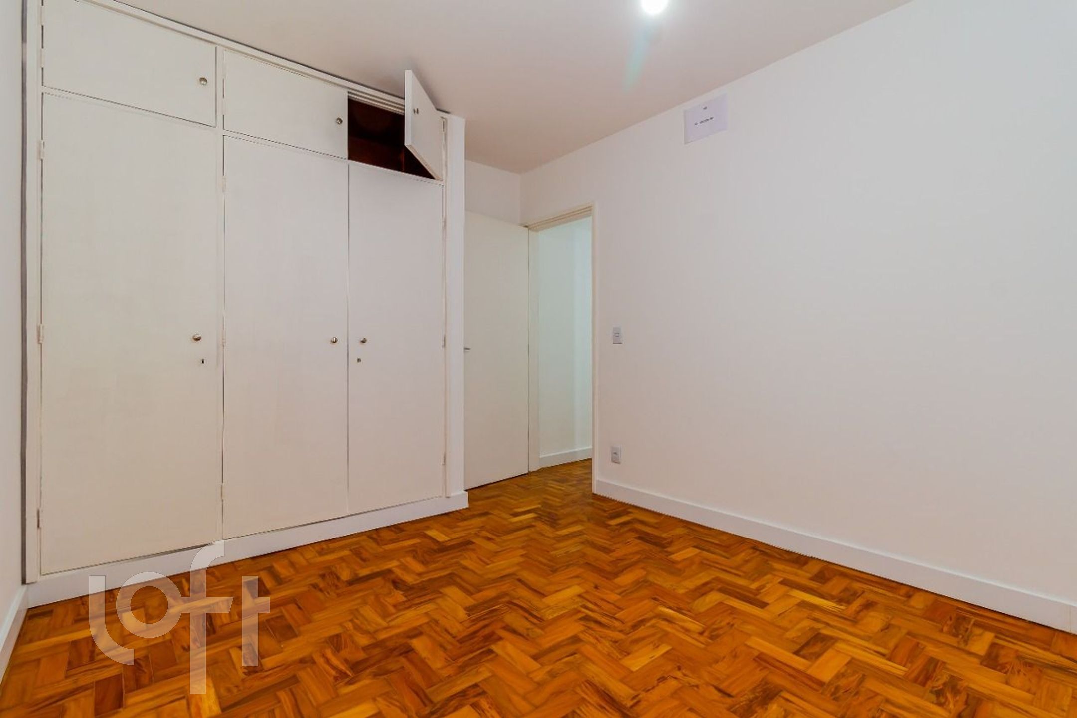 Apartamento à venda com 2 quartos, 62m² - Foto 24