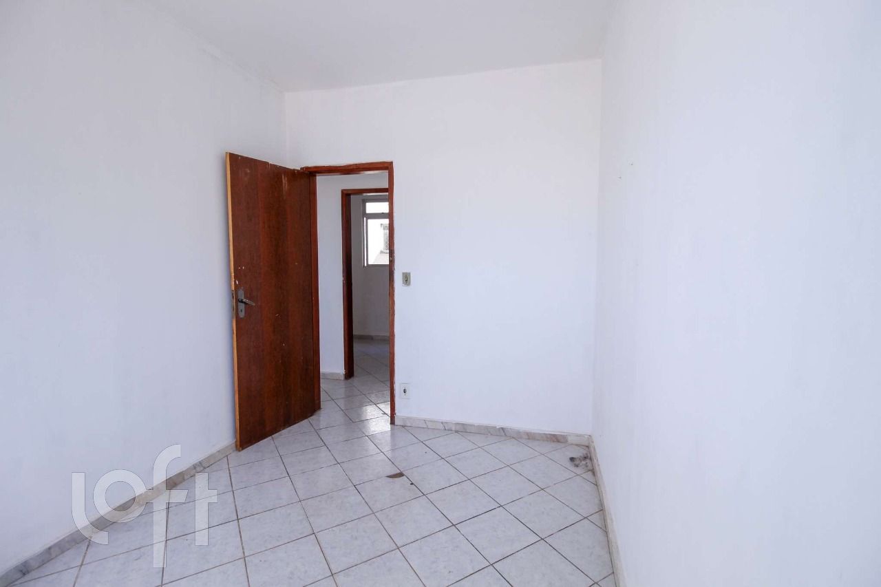 Apartamento à venda com 3 quartos, 50m² - Foto 5