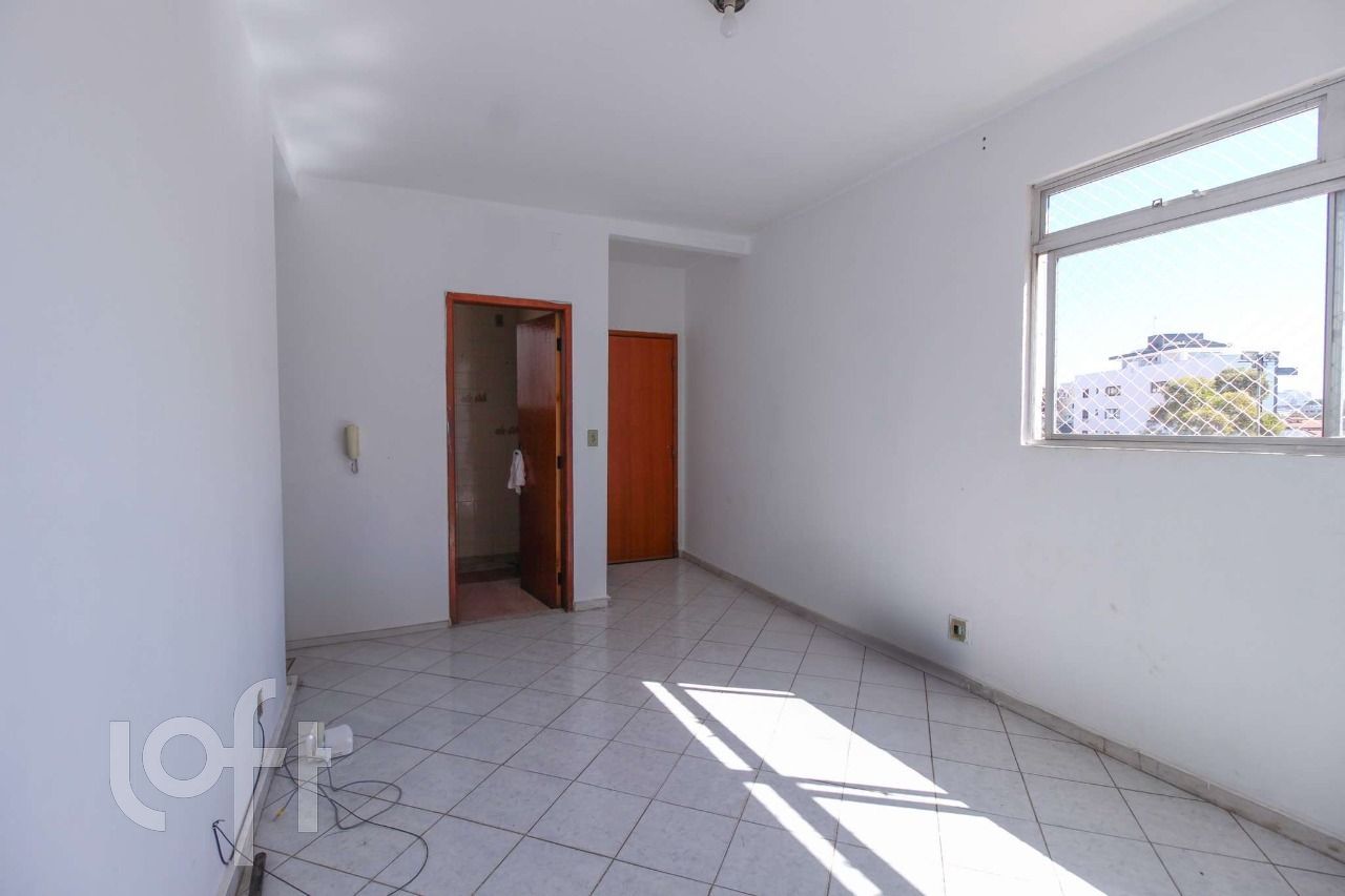 Apartamento à venda com 3 quartos, 50m² - Foto 1