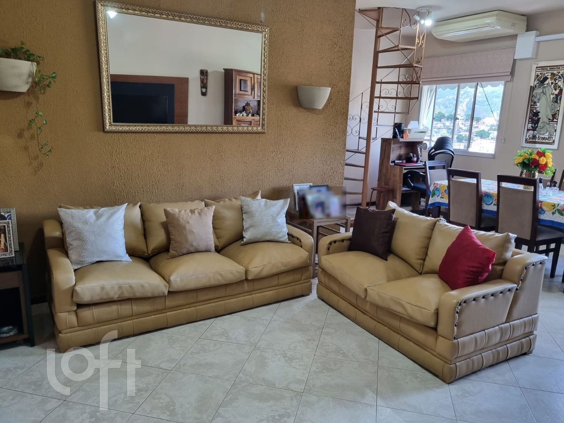 Venda de Apartamento com 2 quarto(s), 1 suíte(s), por R$ 517 mil, no condomínio Edificio Dr Democrito Linhares em Vila Isabel.