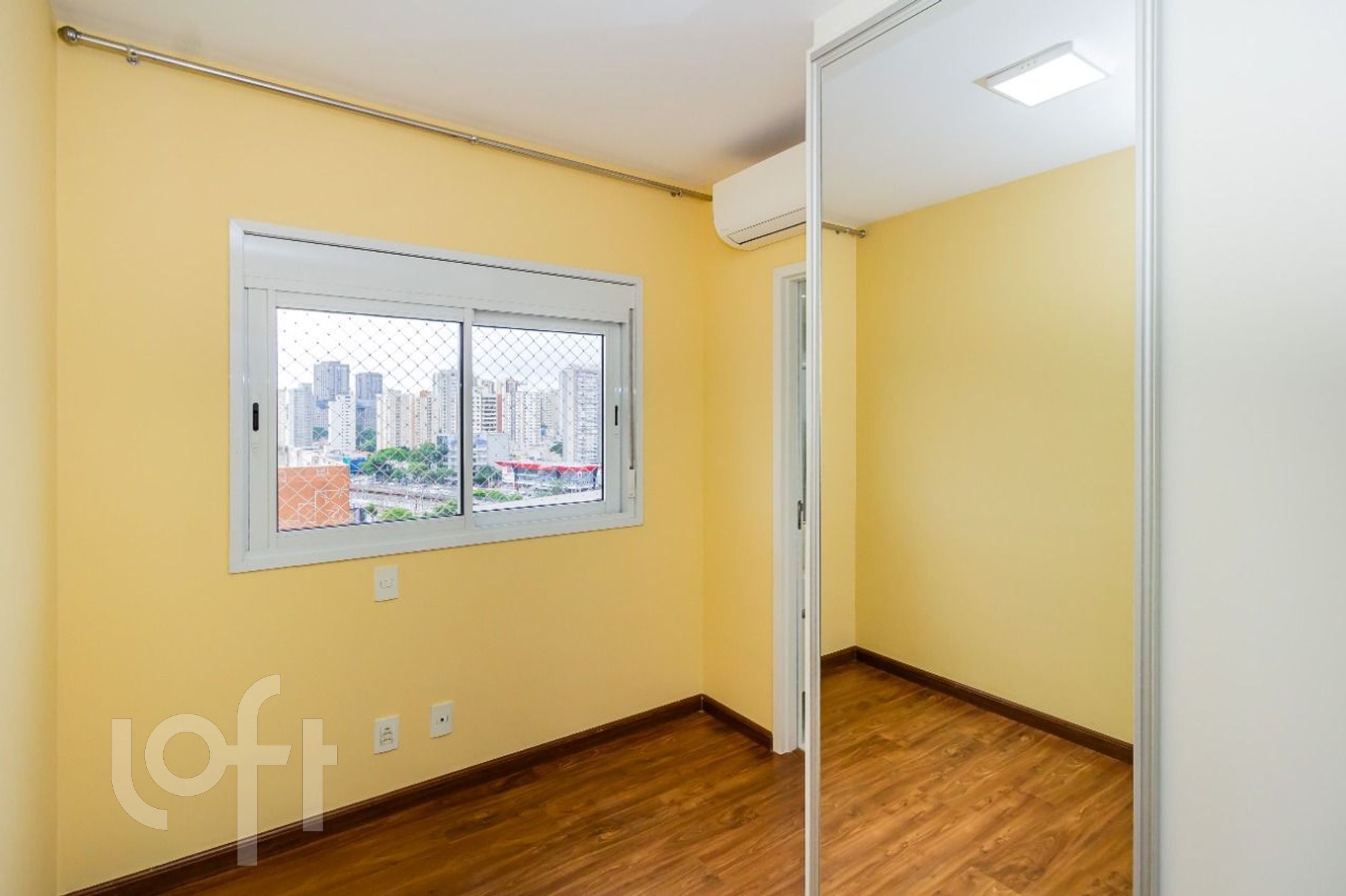 Apartamento à venda com 3 quartos, 115m² - Foto 19