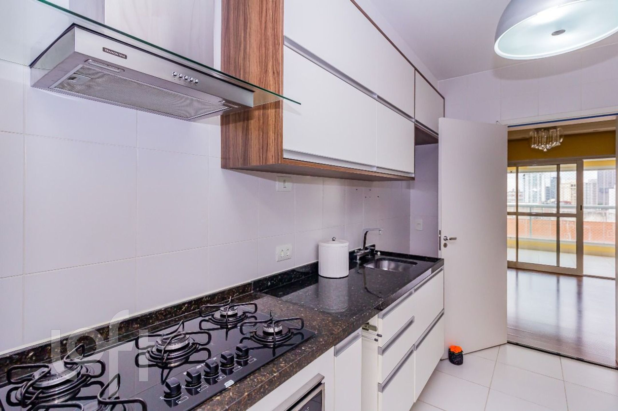 Apartamento à venda com 3 quartos, 115m² - Foto 13