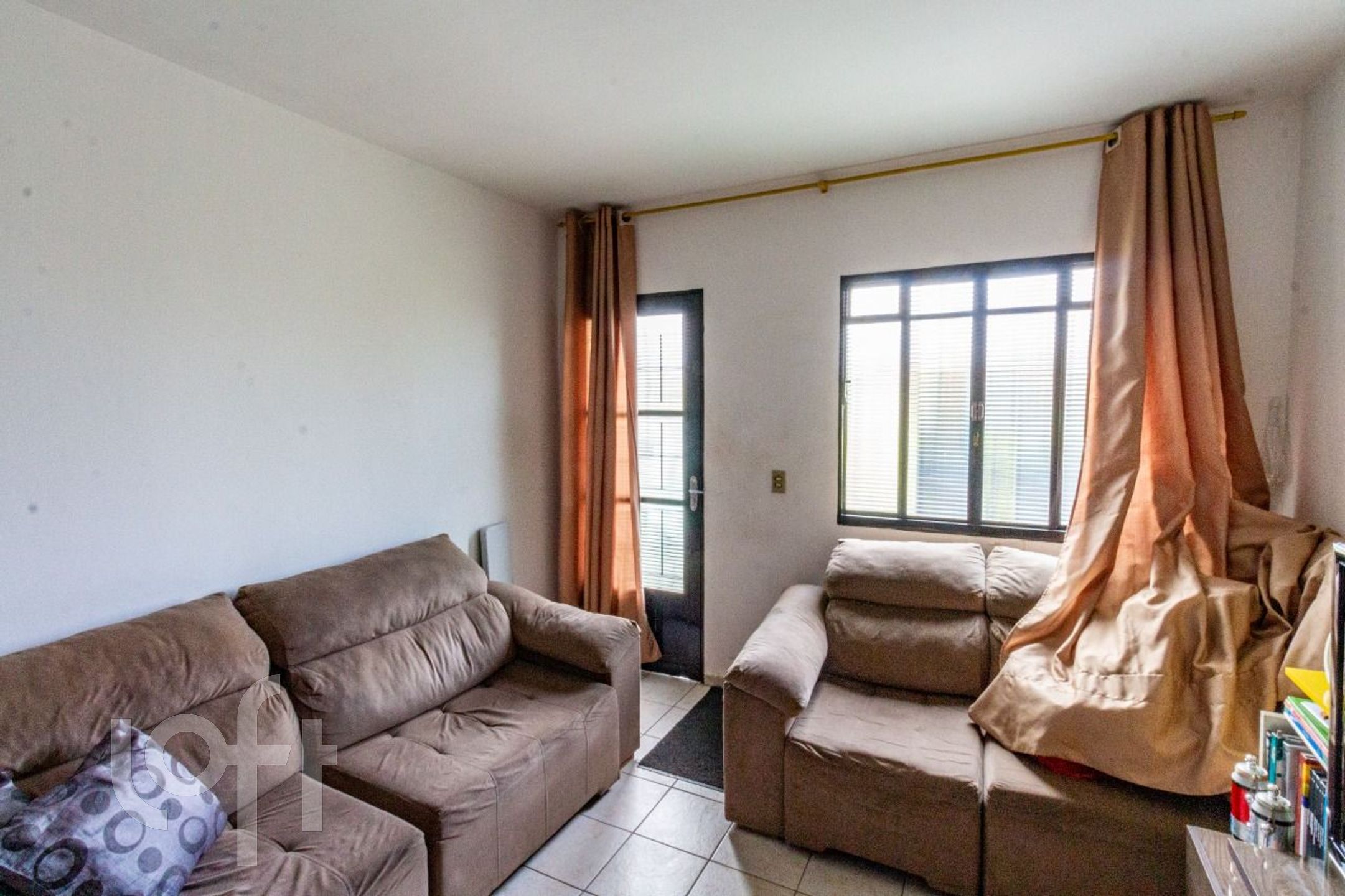 Casa de Condomínio à venda com 2 quartos, 68m² - Foto 1