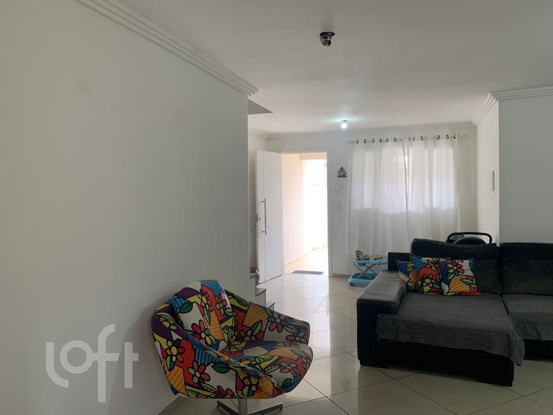 Casa à venda com 5 quartos, 180m² - Foto 3