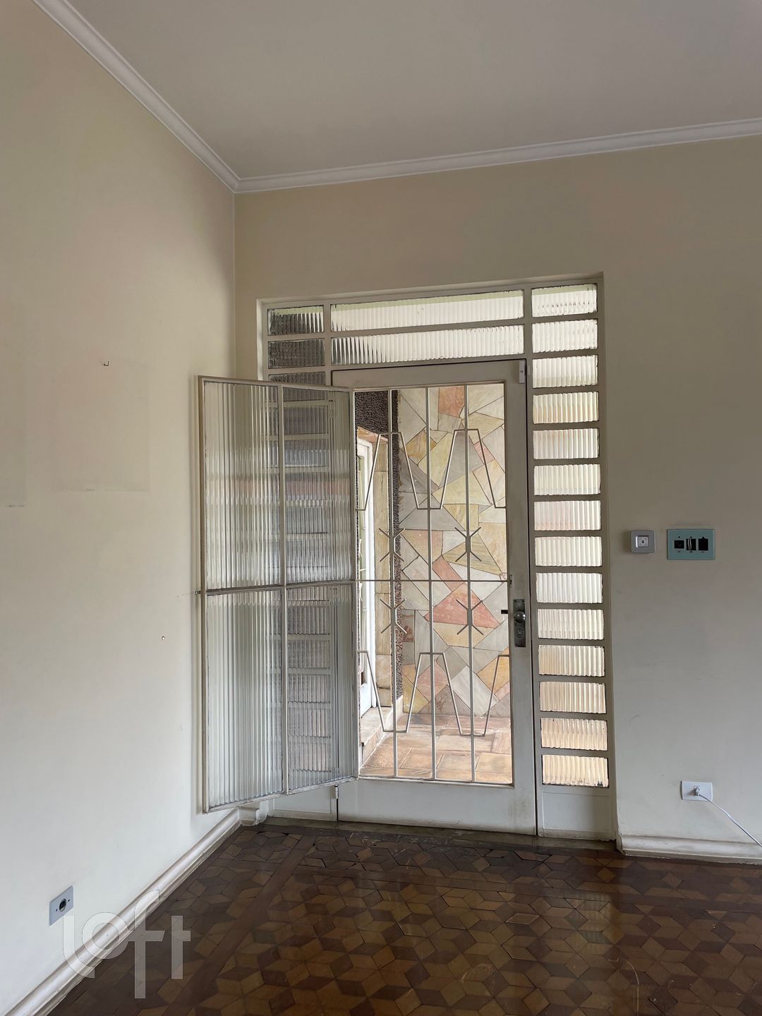 Casa à venda com 4 quartos, 302m² - Foto 5