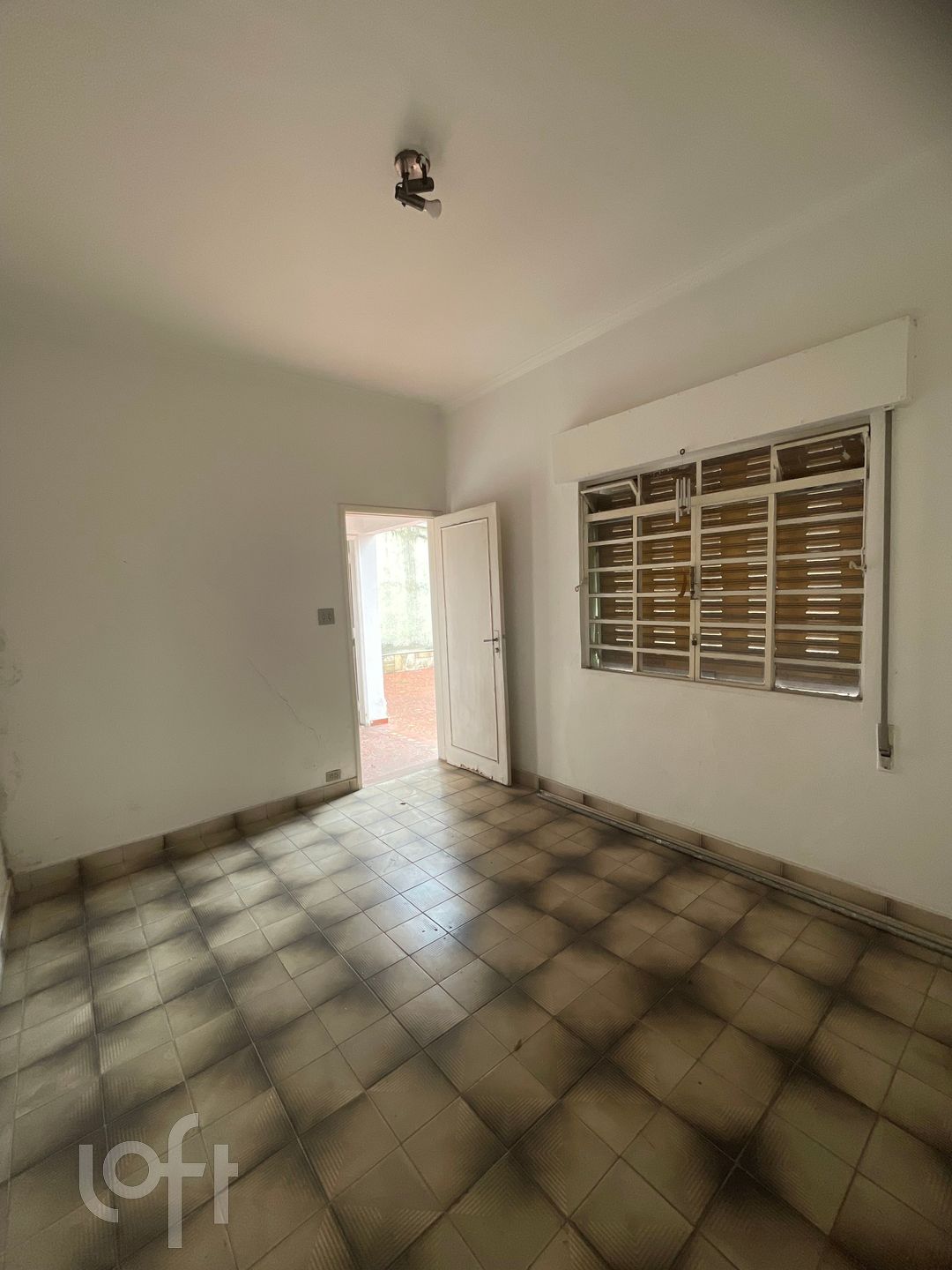 Casa à venda com 4 quartos, 302m² - Foto 18