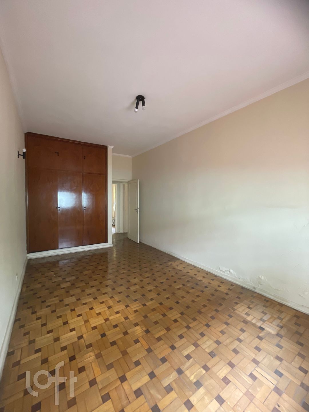 Casa à venda com 4 quartos, 302m² - Foto 19