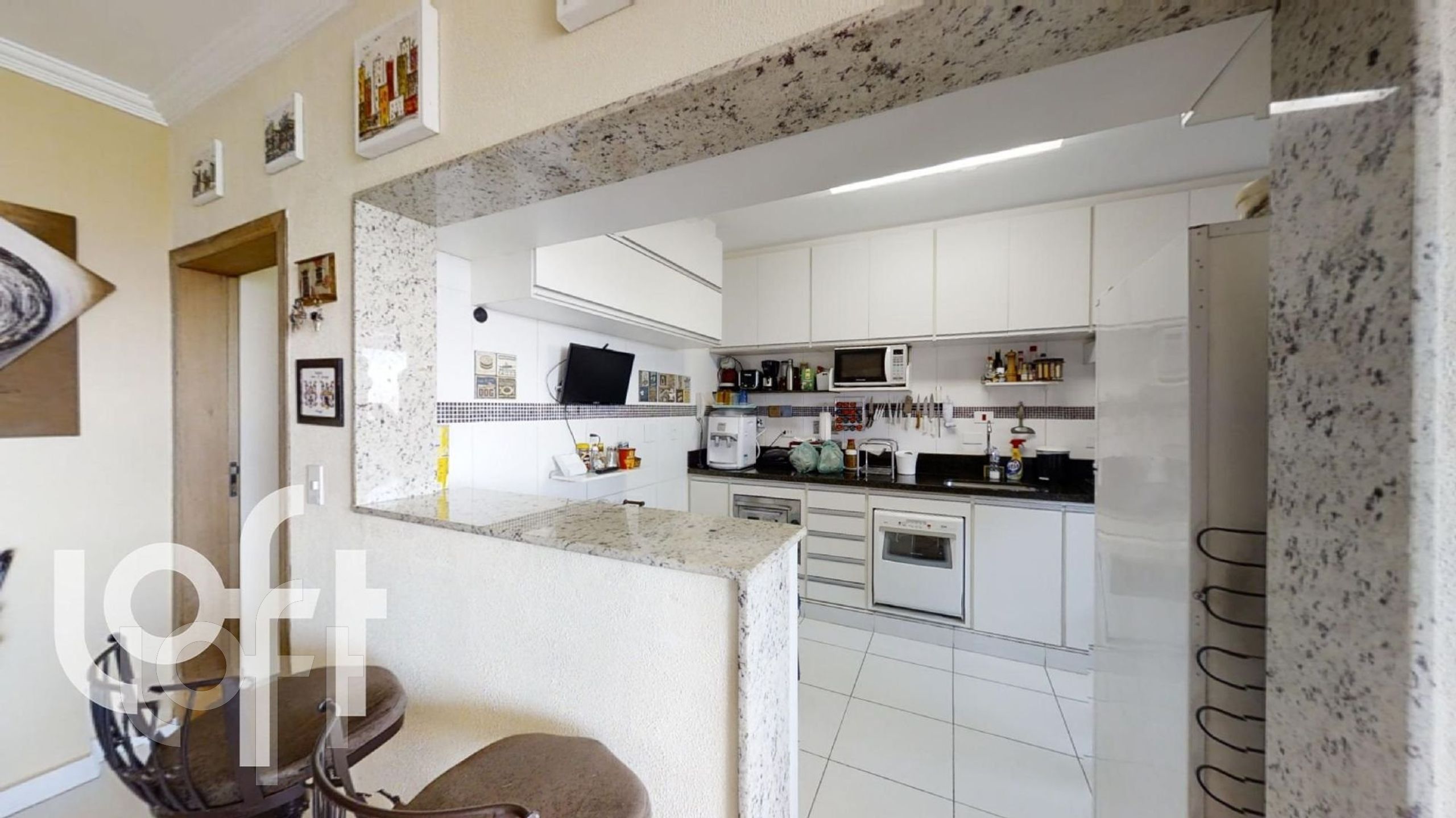 Apartamento à venda com 2 quartos, 74m² - Foto 8