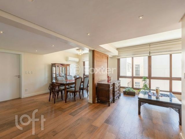Apartamento com 144m², 3 dormitórios, 1 suíte, 1 vaga, Bela Vista em Porto Alegre