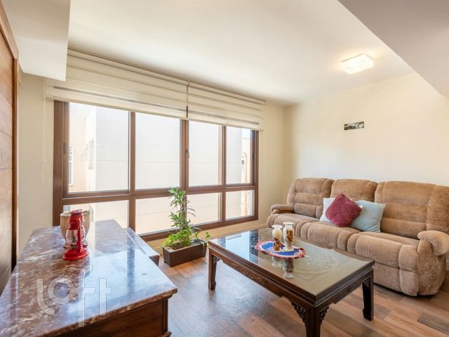 Apartamento com 144m², 3 dormitórios, 1 suíte, 1 vaga, Bela Vista em Porto Alegre