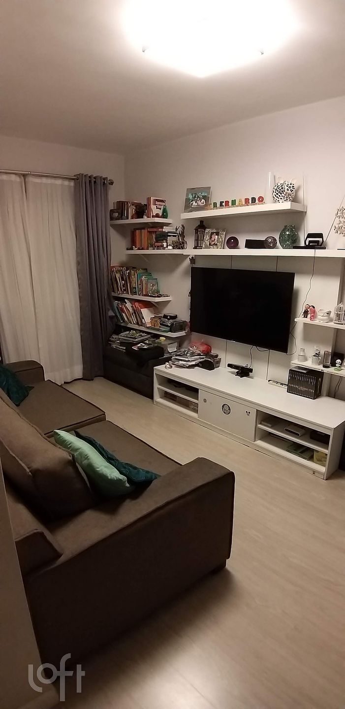 Apartamento à venda com 2 quartos, 65m² - Foto 3