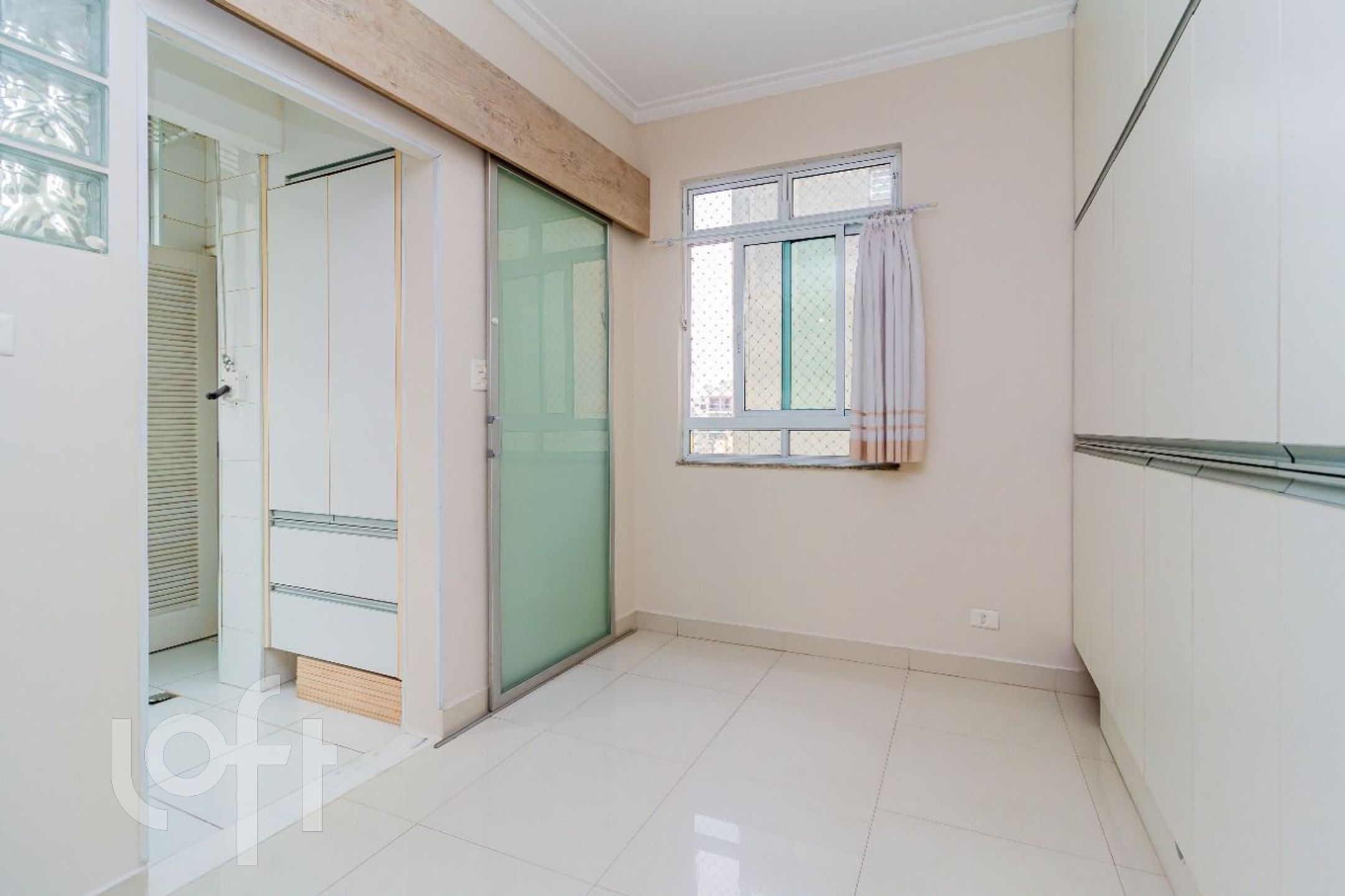 Apartamento à venda com 3 quartos, 252m² - Foto 17