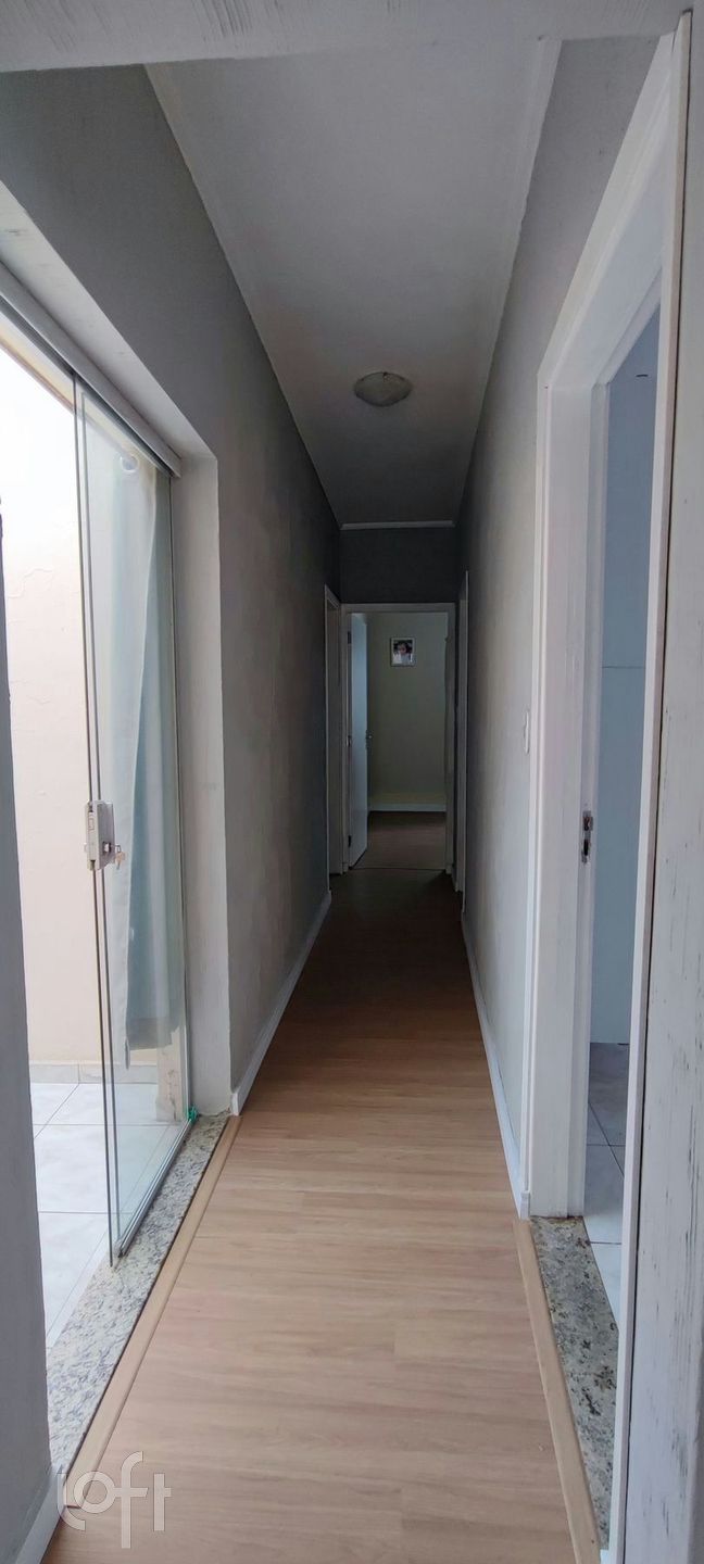 Casa à venda com 3 quartos, 250m² - Foto 3