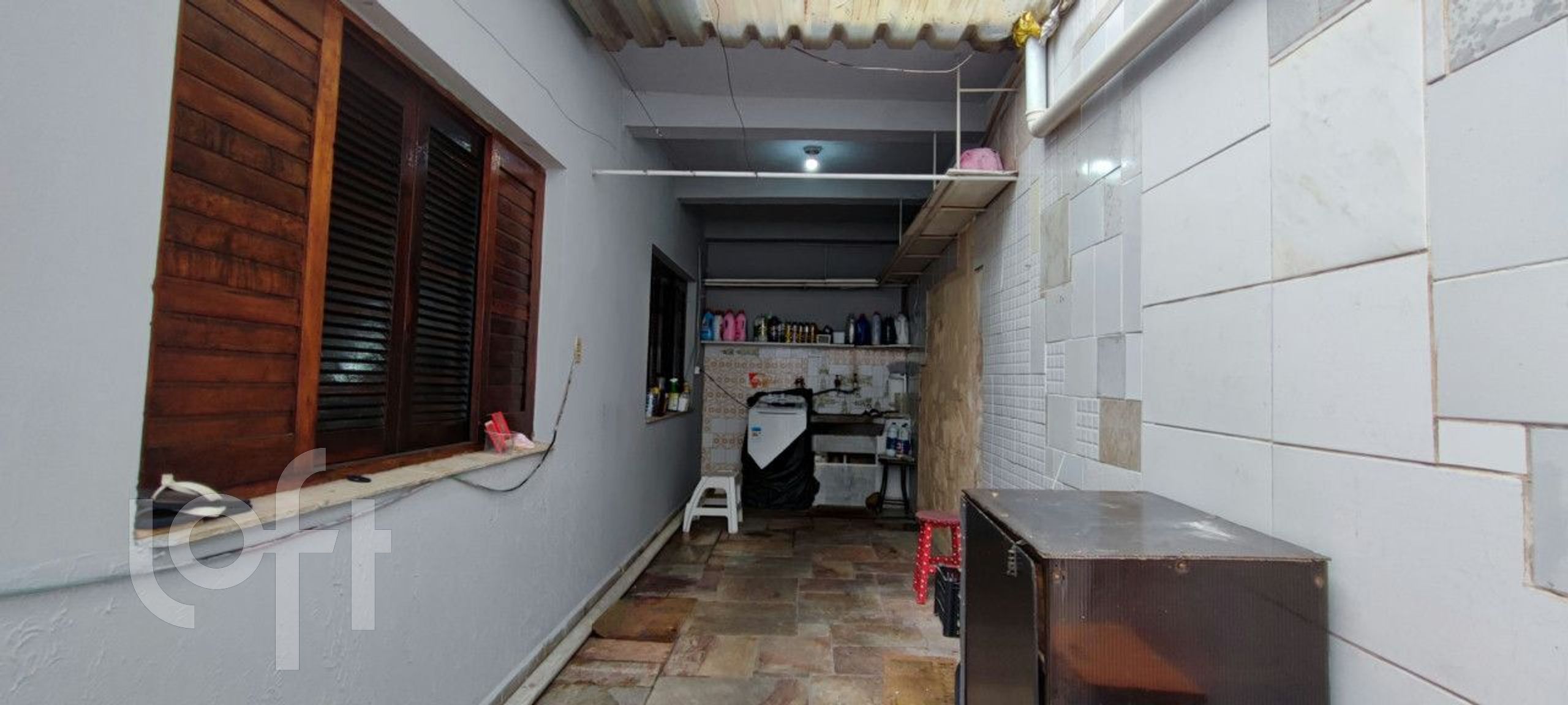 Casa à venda com 3 quartos, 250m² - Foto 11