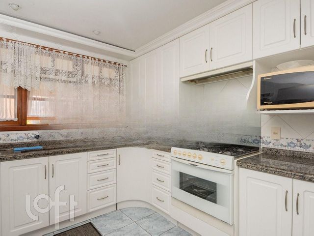 Casa com 340m², 4 dormitórios, 1 suíte, Jardim Botânico em Porto Alegre