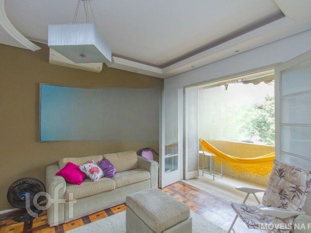Apartamento com 118m², 3 dormitórios, 2 suítes, Santana em Porto Alegre
