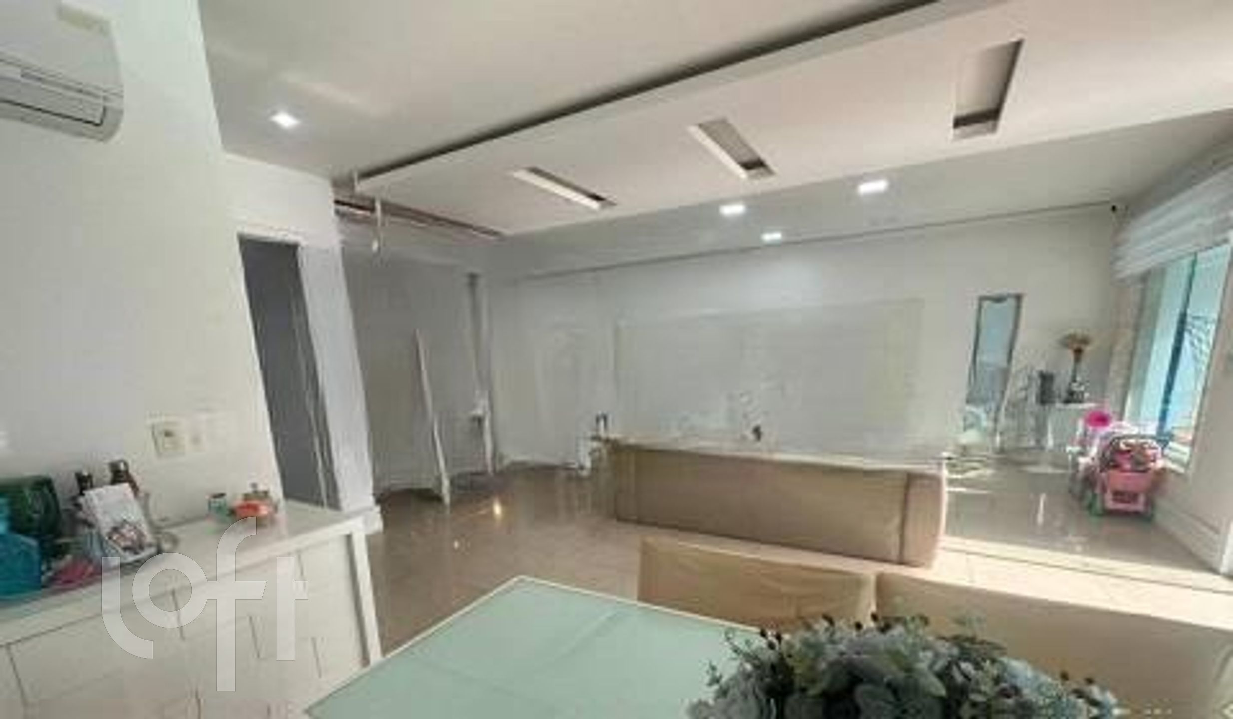 Casa à venda com 3 quartos, 255m² - Foto 3