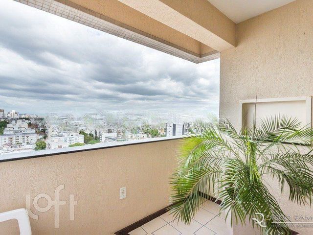 Apartamento com 89m², 2 dormitórios, 1 suíte, 1 vaga, Petrópolis em Porto Alegre