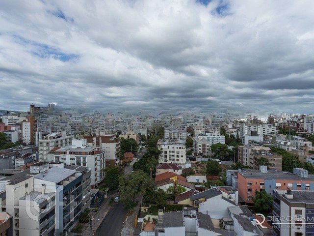 Apartamento com 89m², 2 dormitórios, 1 suíte, 1 vaga, Petrópolis em Porto Alegre