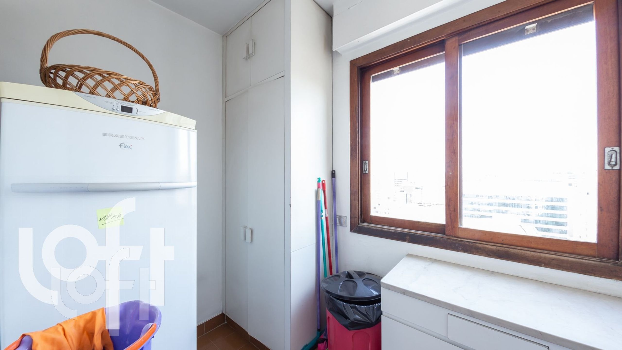 Apartamento à venda com 3 quartos, 244m² - Foto 4