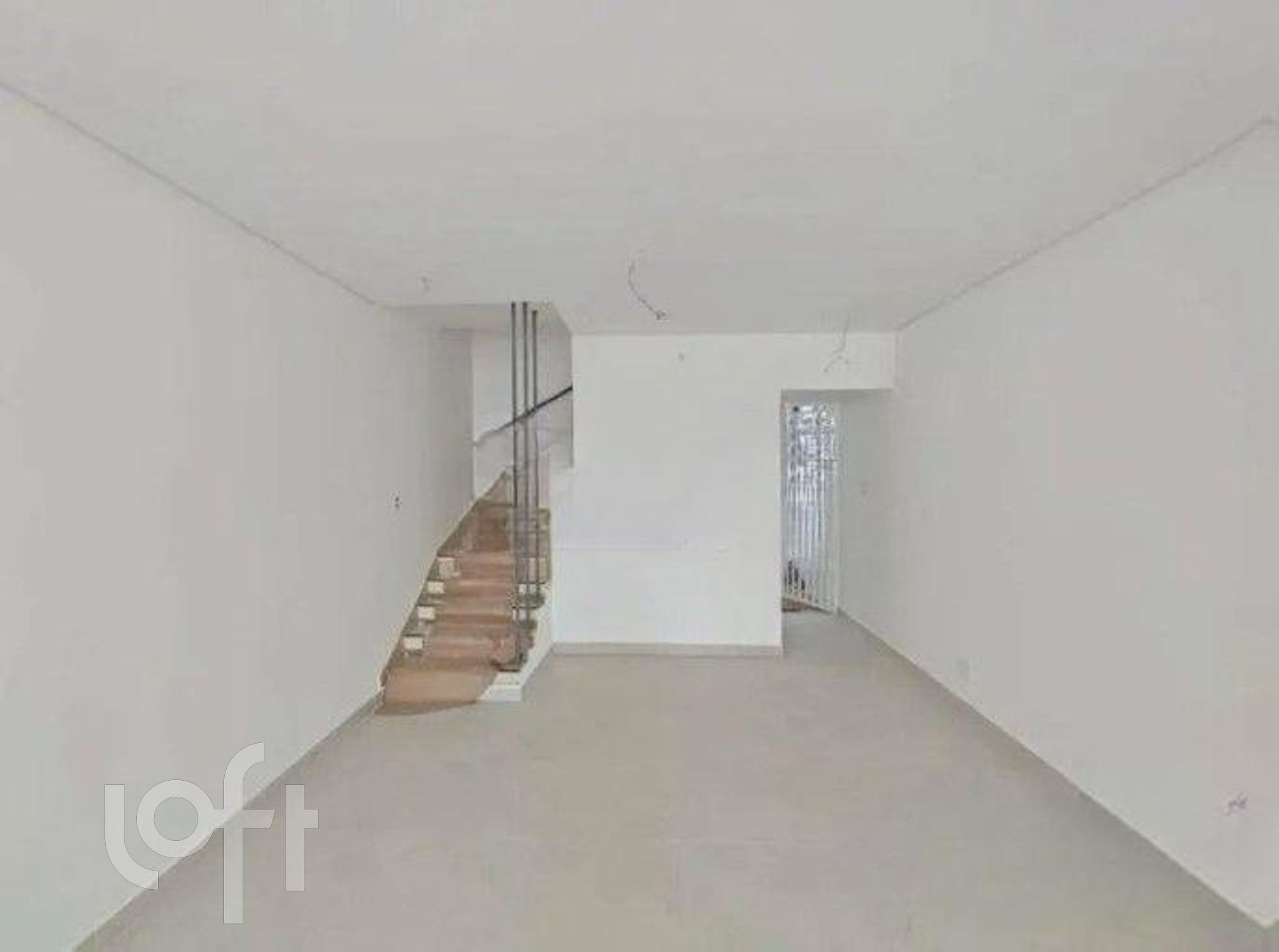 Casa à venda com 3 quartos, 170m² - Foto 2