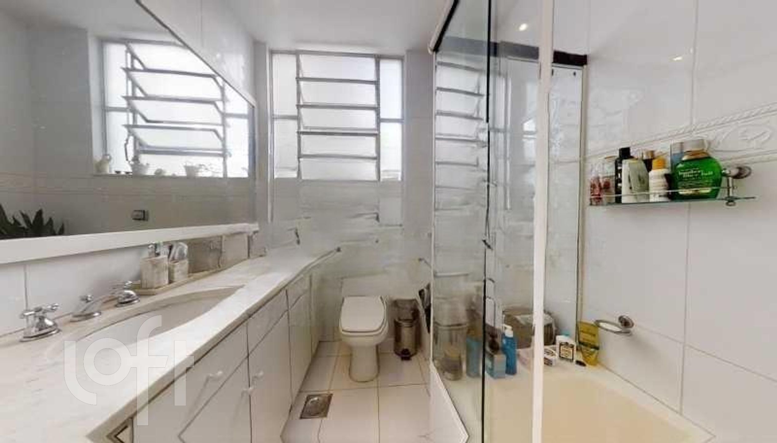 Apartamento à venda com 4 quartos, 225m² - Foto 13