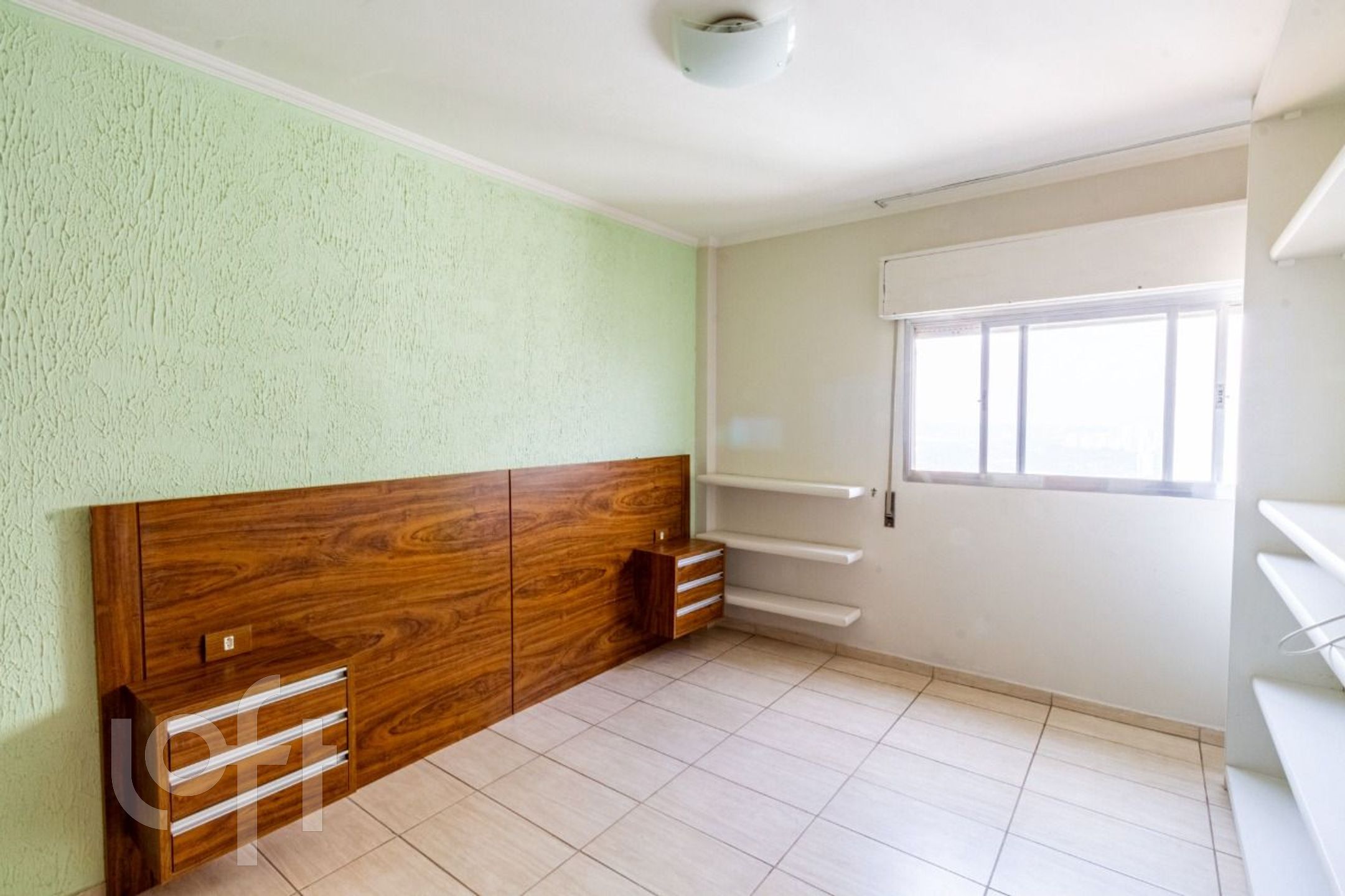 Apartamento à venda com 2 quartos, 67m² - Foto 11