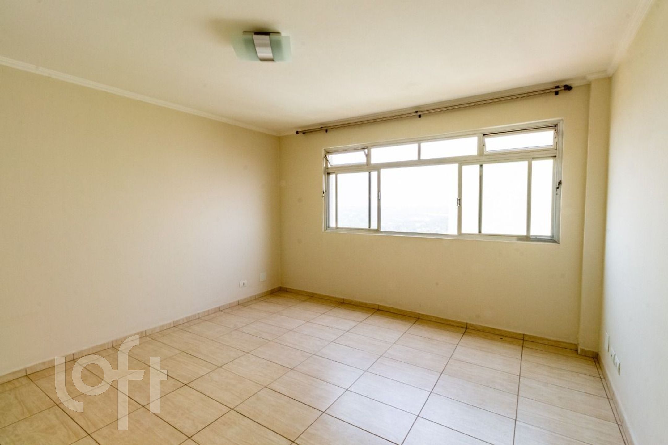 Apartamento à venda com 2 quartos, 67m² - Foto 2