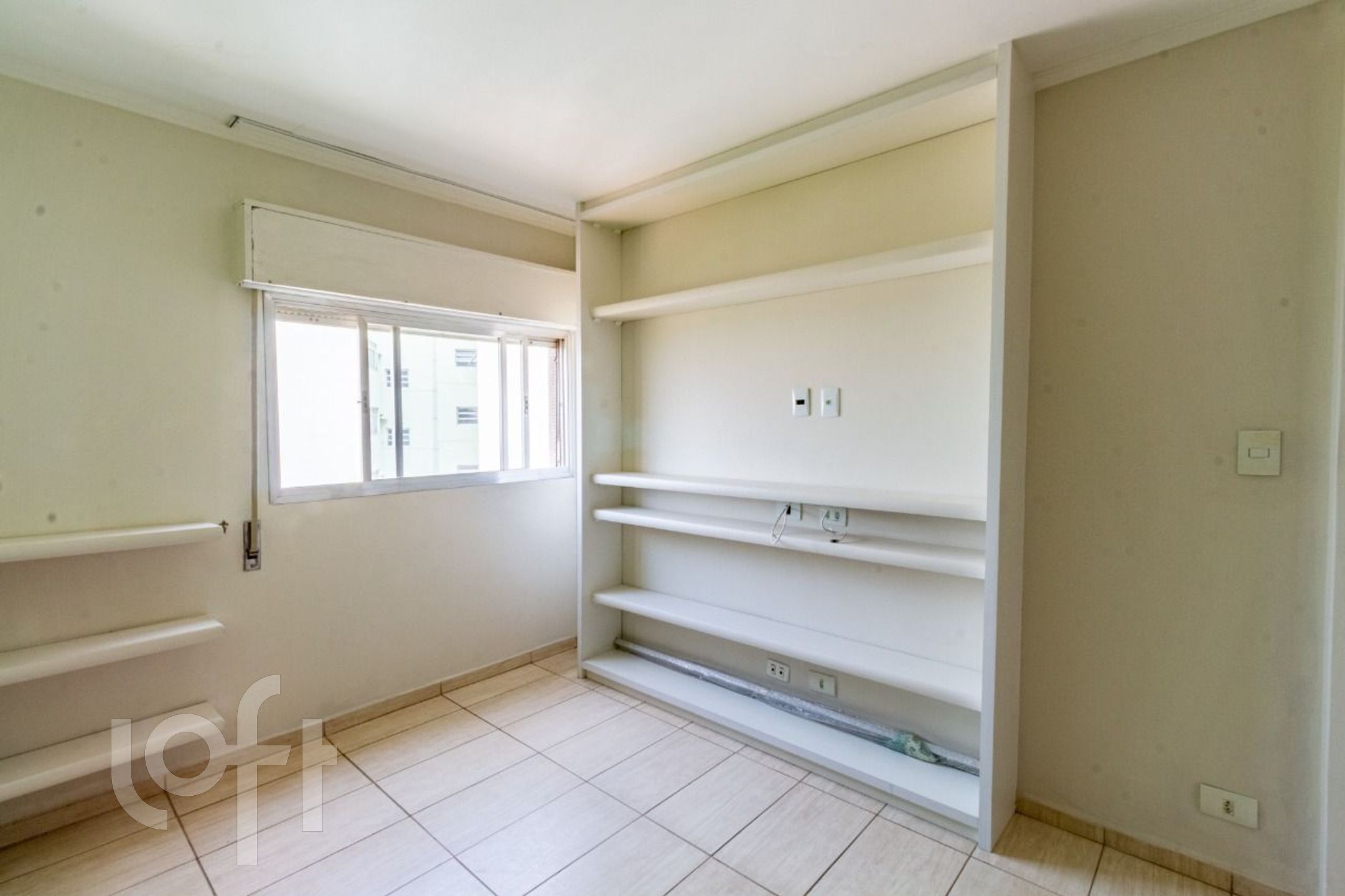 Apartamento à venda com 2 quartos, 67m² - Foto 13