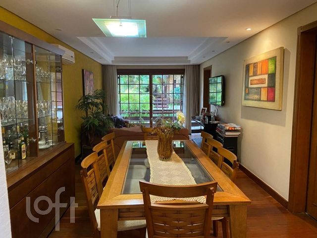 Casa em Condomínio com 252m², 3 dormitórios, 1 suíte, 2 vagas, Bela Vista em Porto Alegre