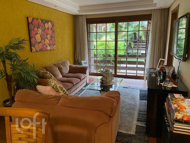 Casa em Condomínio com 252m², 3 dormitórios, 1 suíte, 2 vagas, Bela Vista em Porto Alegre