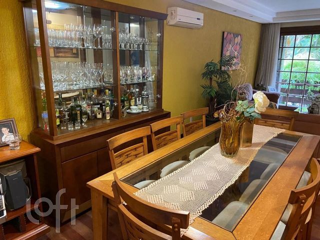 Casa em Condomínio com 252m², 3 dormitórios, 1 suíte, 2 vagas, Bela Vista em Porto Alegre