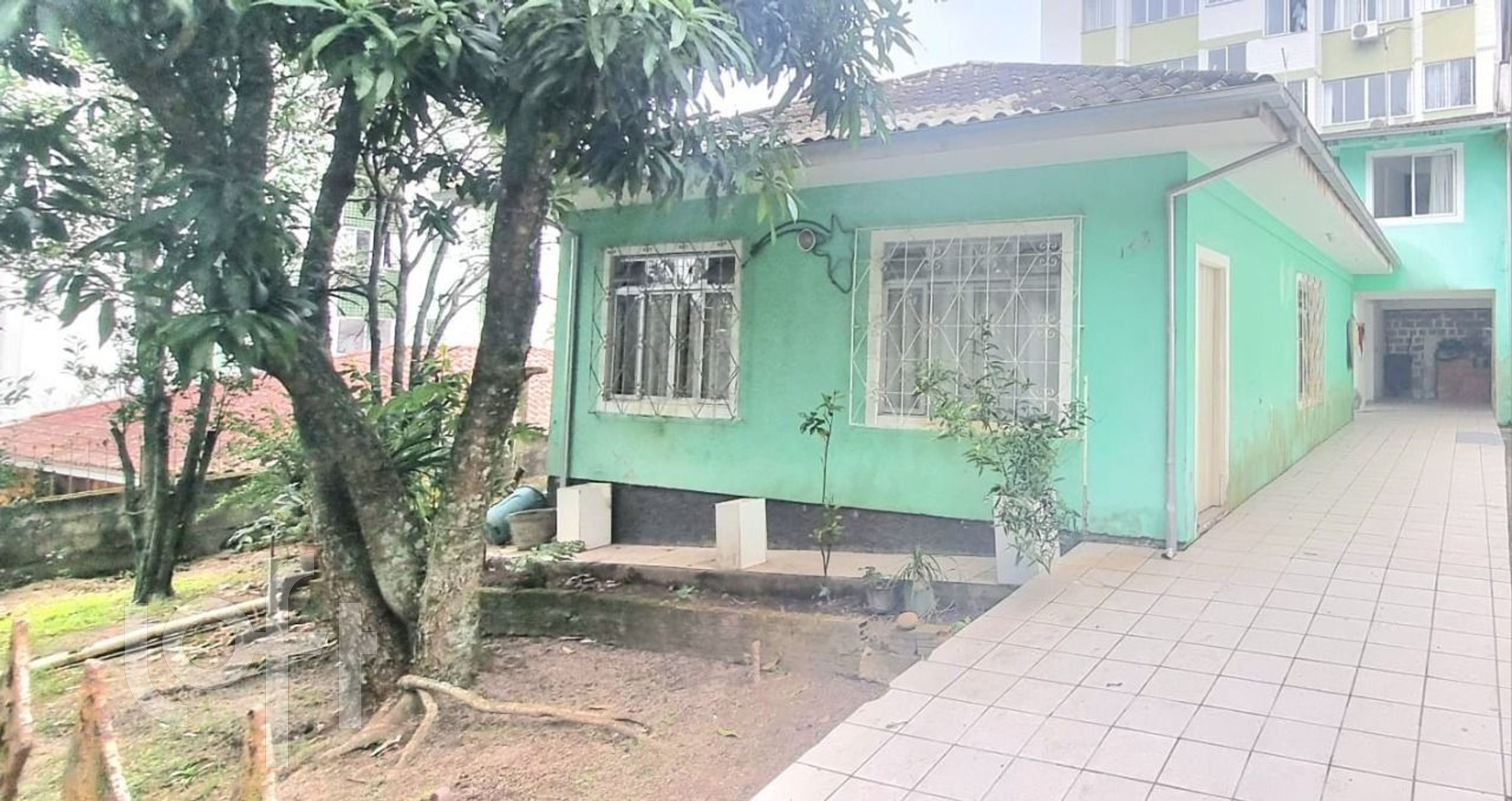 Casa à venda em Saco dos limões com 100 m², 5 quartos, 3 vagas