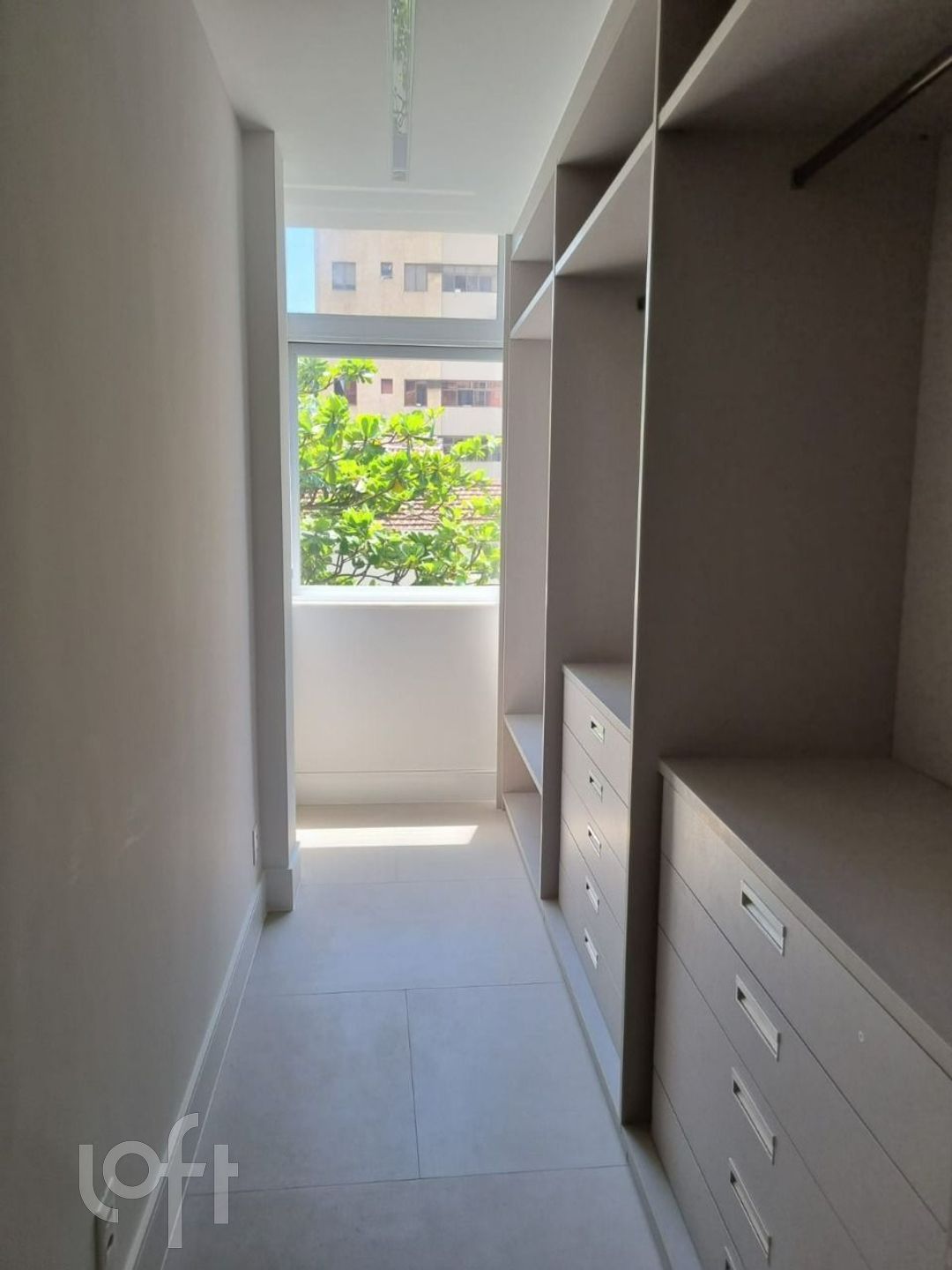 Apartamento à venda com 3 quartos, 150m² - Foto 10