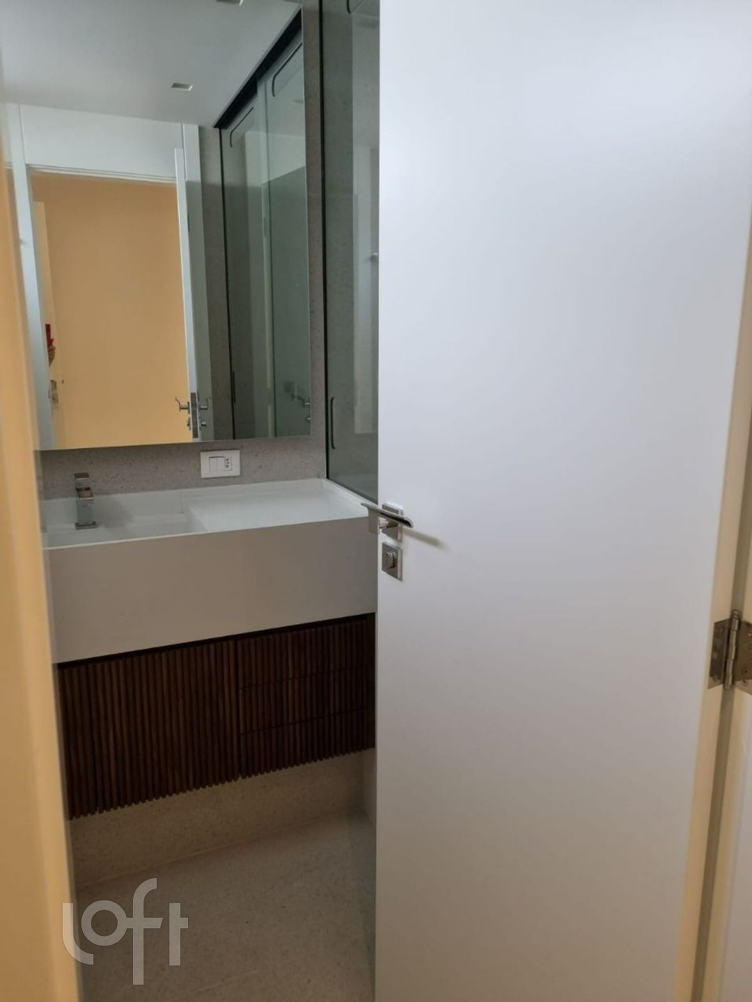 Apartamento à venda com 3 quartos, 150m² - Foto 13