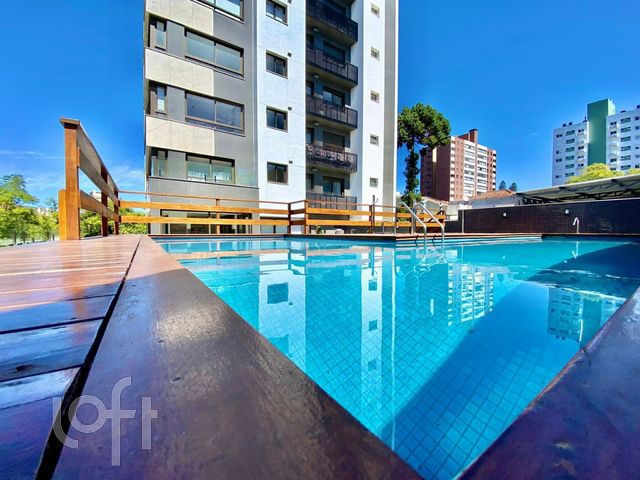 Apartamento com 125m², 3 dormitórios, 3 suítes, 2 vagas, Petrópolis em Porto Alegre