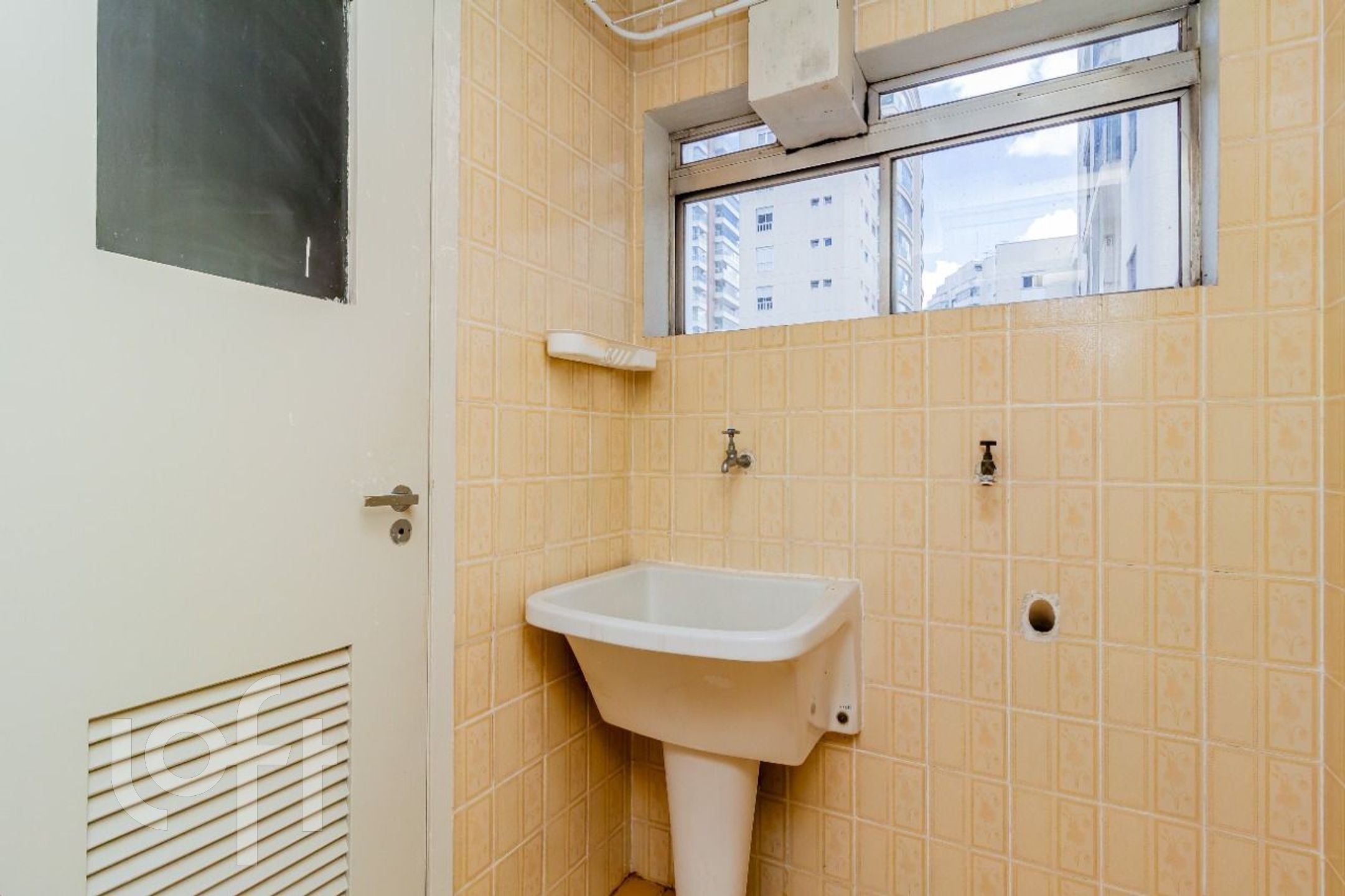 Apartamento à venda com 1 quarto, 46m² - Foto 15