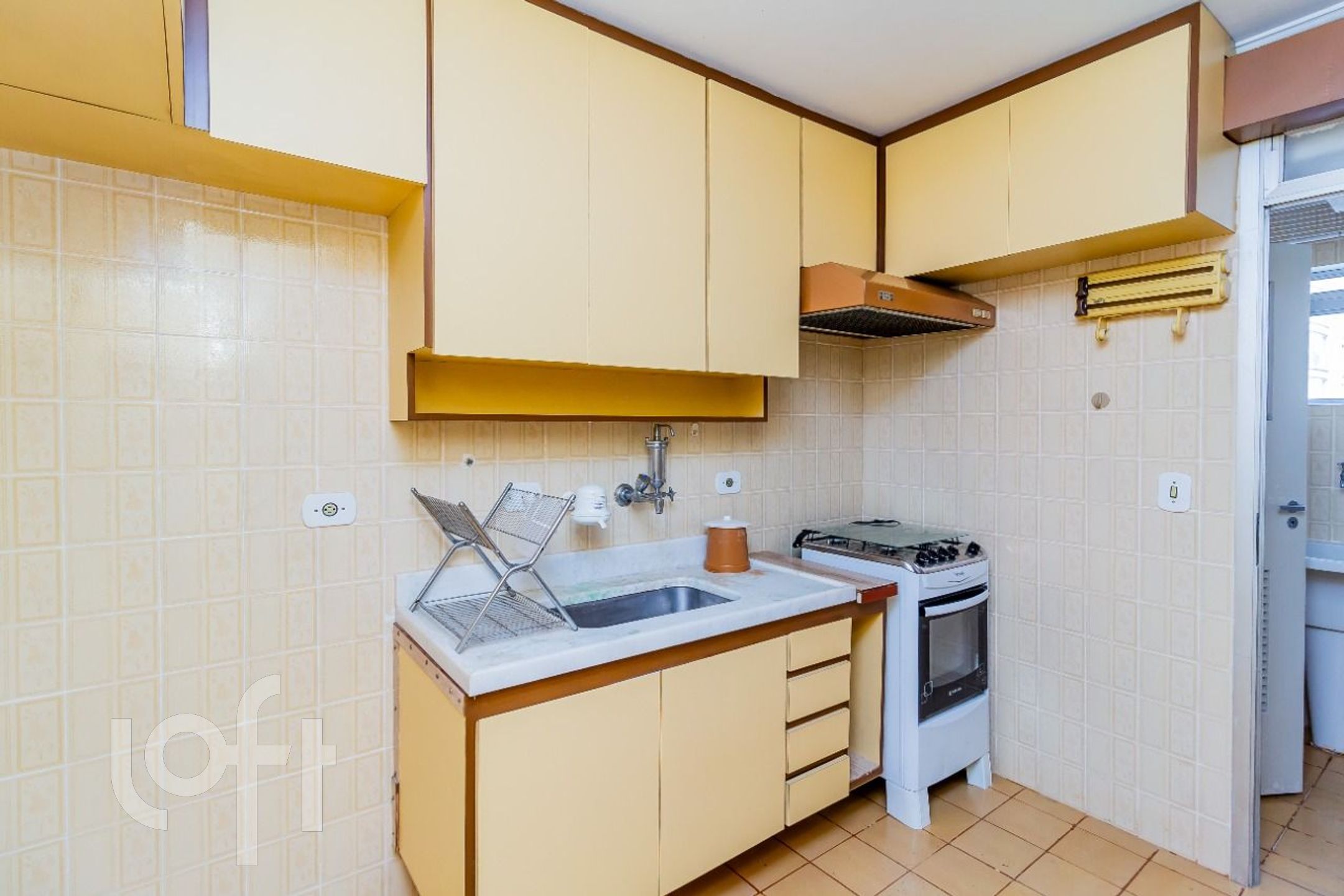 Apartamento à venda com 1 quarto, 46m² - Foto 12