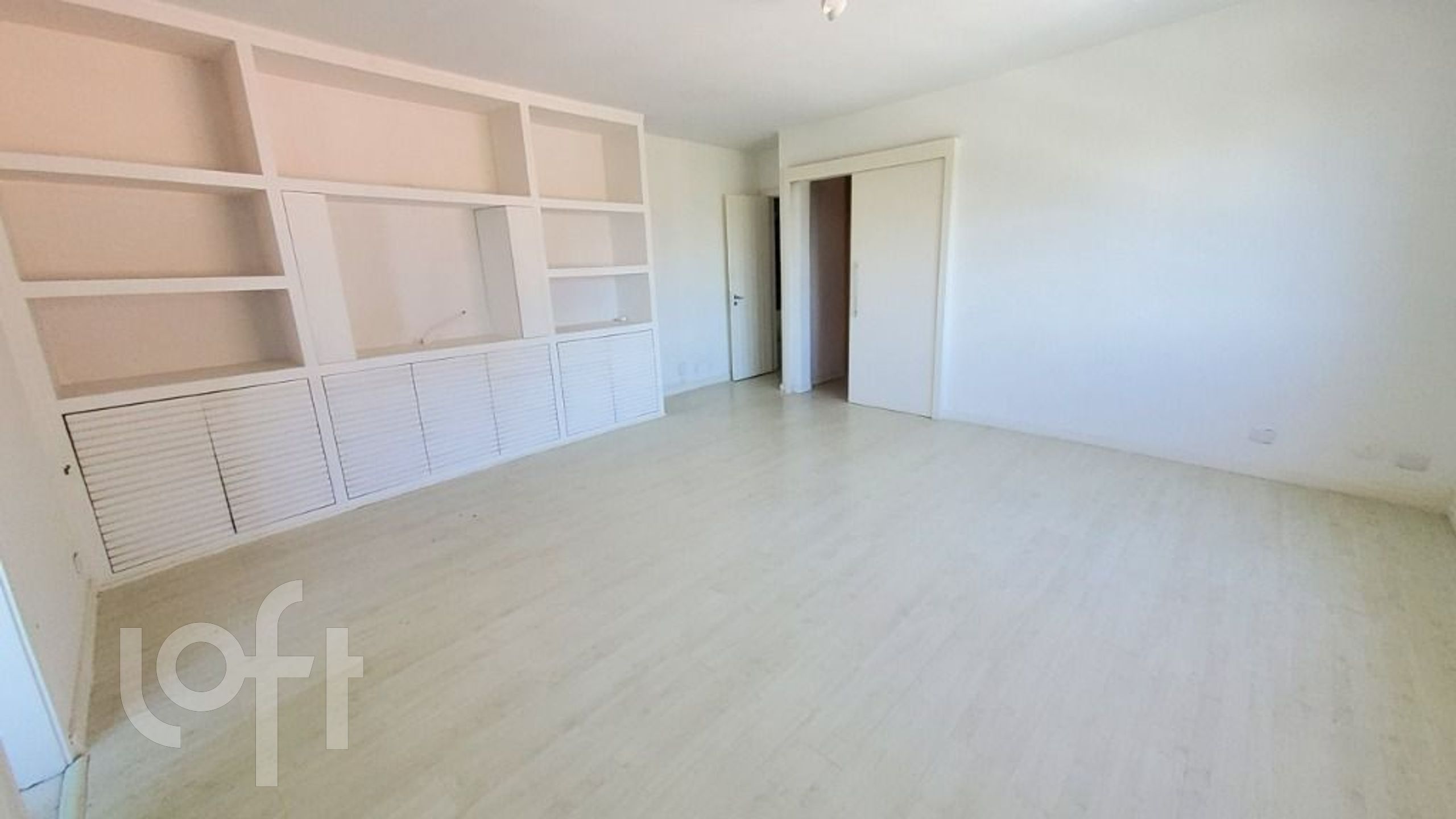 Casa à venda com 4 quartos, 550m² - Foto 6