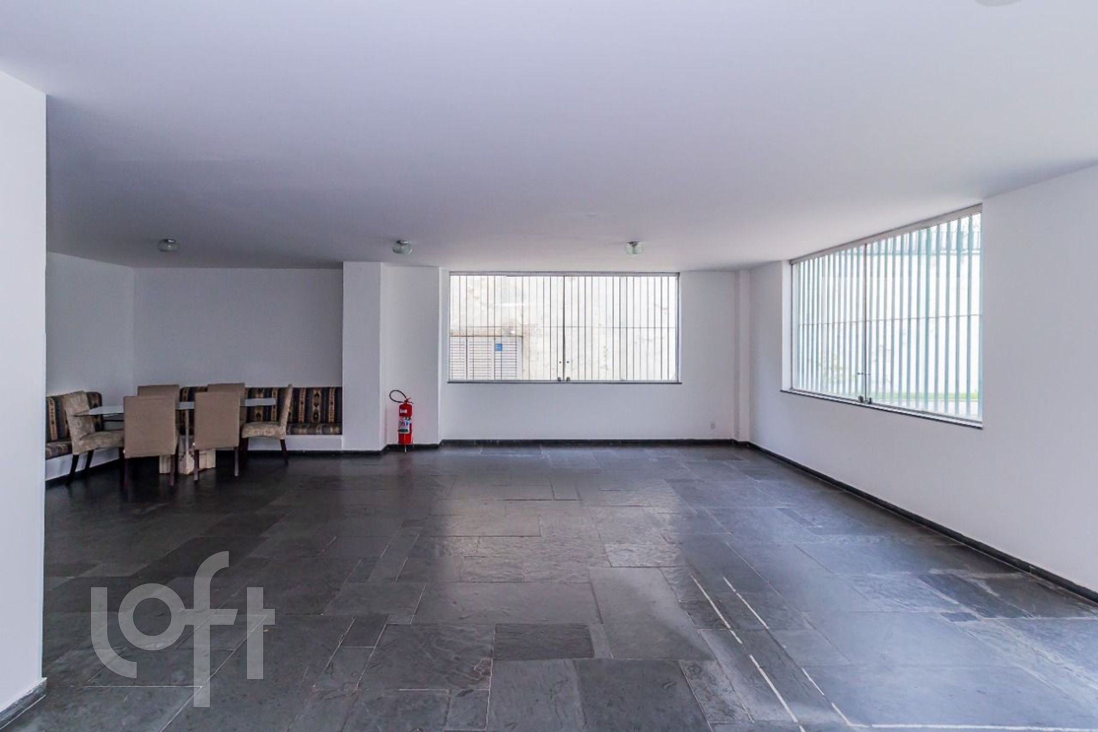 Apartamento à venda com 2 quartos, 104m² - Foto 45